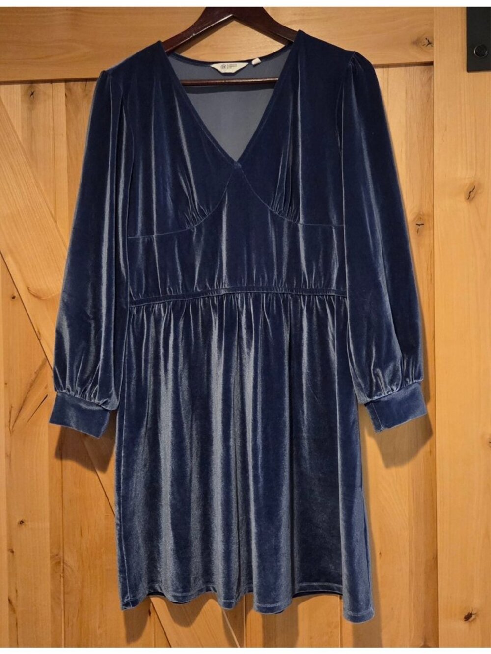 Candace Cameron Bure Size M Petit Velvet Dress Blue Excellent V-Neck Long Sleeve